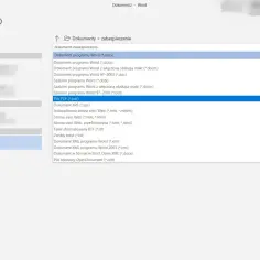 Wybieranie opcji "Plik PDF (*.pdf)" w menu "Zapisz jako" w programie Word. To pierwszy krok do szyfrowania PDF.