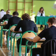 Co jeśli nie zdam egzaminu zawodowego w technikum – co dalej?