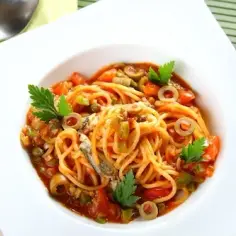 Szybkie spaghetti z warzywami na patelni, które pokochasz na obiad