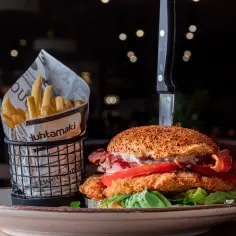 Gdzie zjeść w Busku-Zdroju? Odkryj najlepsze restauracje i smaki