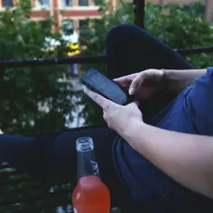 Jak piją Polki i co kryje się za ich nawykami alkoholowymi?