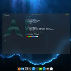Terminal Konsole z neofetch na pulpicie LXQt, pokazujący informacje o systemie Arch Linux.