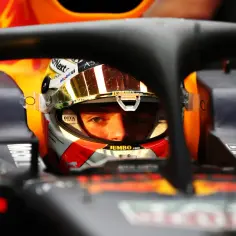 Ewolucja kasków ochronnych kierowców F1