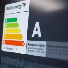 Ile prądu zużywa monitor LCD? Poznaj realne koszty użytkowania sprzętu