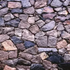 Konglomerat kamień: Dlaczego warto wybrać go zamiast naturalnego?