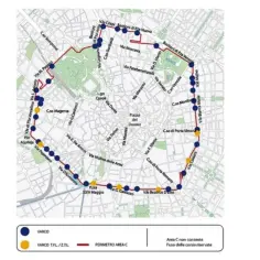 Mapa obwodnicy Area C w Mediolanie, zaznaczająca trasy metra i punkty kontrolne.
