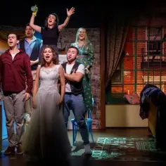 Najlepsze spektakle, które musisz zobaczyć - wyjątkowe doświadczenia teatralne