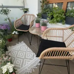 Jak ozdobić balkon - proste pomysły na piękną przestrzeń bez wydatków
