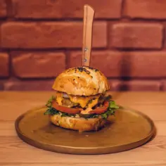 Ile kcal ma hamburger? Zaskakujące różnice w kaloryczności!