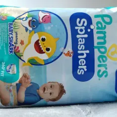 Pampersy do wody: rewelacyjny sposób na szczelność podczas kąpieli dziecka