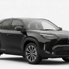 Czarny Toyota Yaris Cross na białym tle. Sprawdź atrakcyjną toyota yaris cena i wybierz swój wymarzony model.