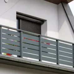 Balustrada aluminiowa czy stalowa - co wybrać, aby zaoszczędzić?
