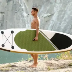 Deska stand up – jak wybrać idealną deskę do paddleboardingu?