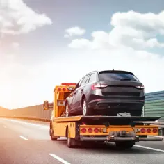 Czy dopuszczalne jest holowanie samochodem osobowym na autostradzie?