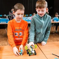 Zajęcia z robotyki Wrocław: przewodnik po ofertach i cenach