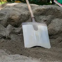 Ile kosztuje suchy beton? Co wpływa na ceny i jak zaoszczędzić?