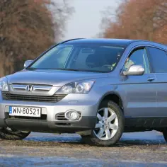 Jakie żarówki do Hondy CR-V III? Sprawdź, by uniknąć błędów w wyborze