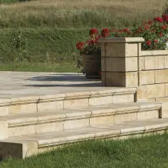 Schody zewnętrzne z czego? 5 najlepszych materiałów - wady i zalety