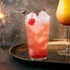 Odkryj sekrety drinka Shirley Temple: przepis, historia i wariacje