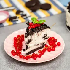 Prosty przepis na ciasto Oreo bez pieczenia, które zachwyci każdego