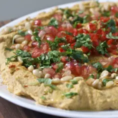 Jak podgrzać chlebek naan, aby zachować jego smak i świeżość