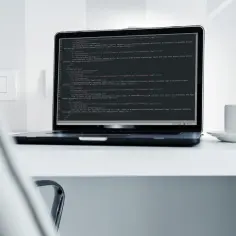Co to jest język HTML? Klucz do tworzenia stron internetowych