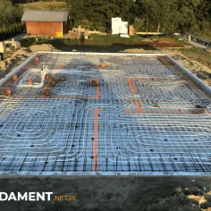Ciepła płyta fundamentowa: Rewolucja w budownictwie energooszczędnym