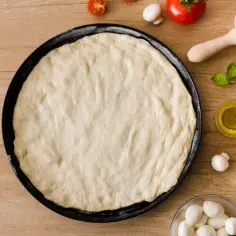 Jak zrobić miękkie ciasto na pizzę – sprawdzone techniki i porady