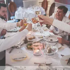 Gdzie zrobić chrzciny? Najlepsze miejsca na niezapomniane przyjęcie