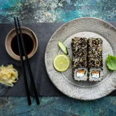 Czy sushi jest fit? Odkryj kalorie i zdrowe składniki sushi
