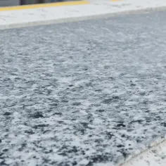 Czym przykleić granit do betonu? Wybierz idealny klej i uniknij problemów
