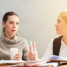 Co przygotować na rozmowę o pracę, aby uniknąć stresu i niepowodzeń