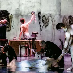 Łaskawe w Teatrze Śląskim – szczera recenzja i kontrowersyjne tematy