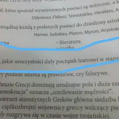 Jakie uroczystości dały początek teatrowi w starożytnej Grecji?