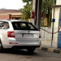 Instalacja CNG co to? Zrozum, jak działa i jakie ma zalety