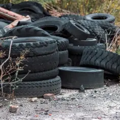 Gdzie wyrzucić stare opony? Oto sposoby na ich bezpieczną utylizację