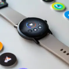Jak smartwatch może ułatwić Ci życie? Odkrywamy 12 przydatnych funkcji