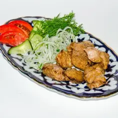 Ile kalorii ma kebab z wołowiny? Sprawdź, czy warto go jeść na diecie