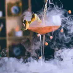 Gdzie kupić suchy lód do drinków i uniknąć rozczarowania?