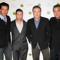 Alec Baldwin i rodzina Baldwinów: biografia, filmy i tajemnice kariery aktorskiej