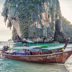 Phuket: Unikaj turystycznego szaleństwa. Idealna pora roku na wakacje