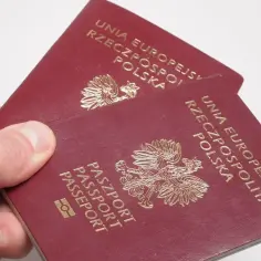 Ile naprawdę trzeba czekać na paszport? Sprawdź, jak uniknąć opóźnień!