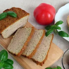 Jakie przyprawy do pasztetu drobiowo-wieprzowego wzbogacą smak dania?