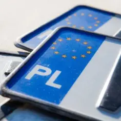 Co jest potrzebne do rejestracji samochodu z zagranicy – uniknij błędów i zaoszczędź czas