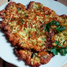 Placki z cukinii bez węglowodanów: Przepis na pyszne keto danie
