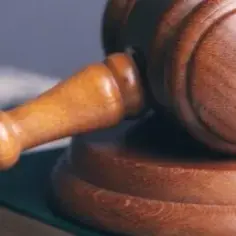 Ile trwa rozprawa w sądzie dla nieletnich? Poznaj kluczowe czynniki