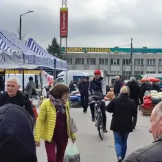 Giełda w Sandomierzu kiedy? Nie przegap daty i najlepszych okazji!
