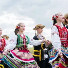 Jakie są tańce narodowe? Poznaj ich fascynującą historię i znaczenie