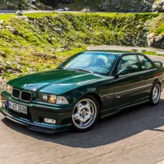 E36 BMW M3 - poznaj jego osiągi, historię i tajemnice modyfikacji