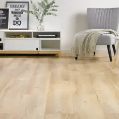 Panele winylowe czy drewniane? Kluczowe różnice, które musisz znać